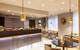 Holiday Inn Milan Garibaldi Station By Ihg